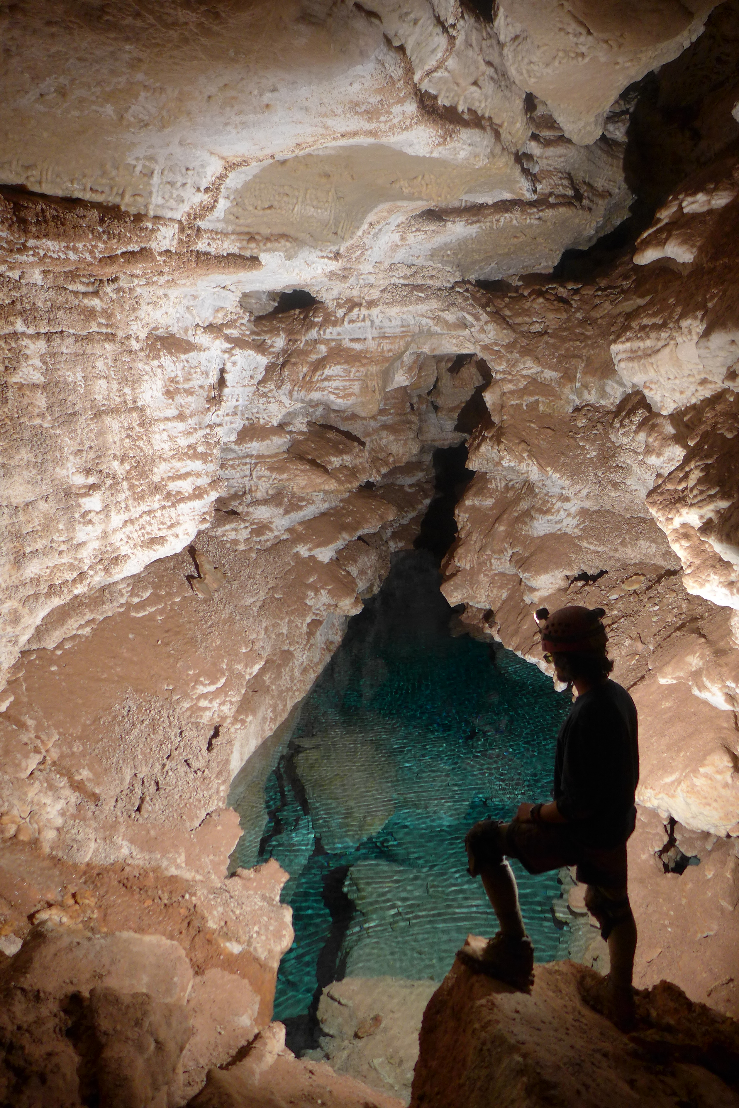 Exploring Gua Tempurung.